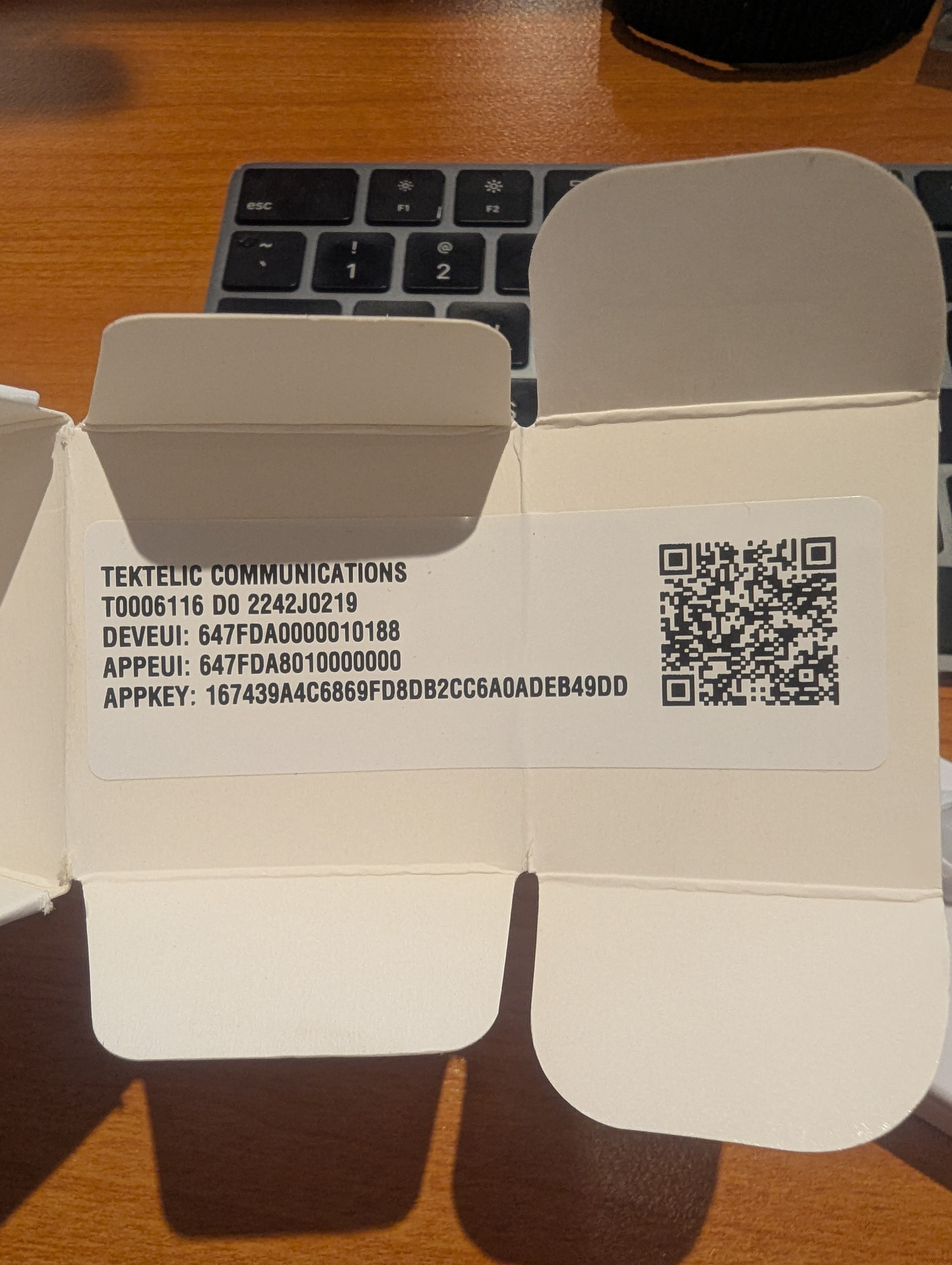 Tektelic device commissioning label