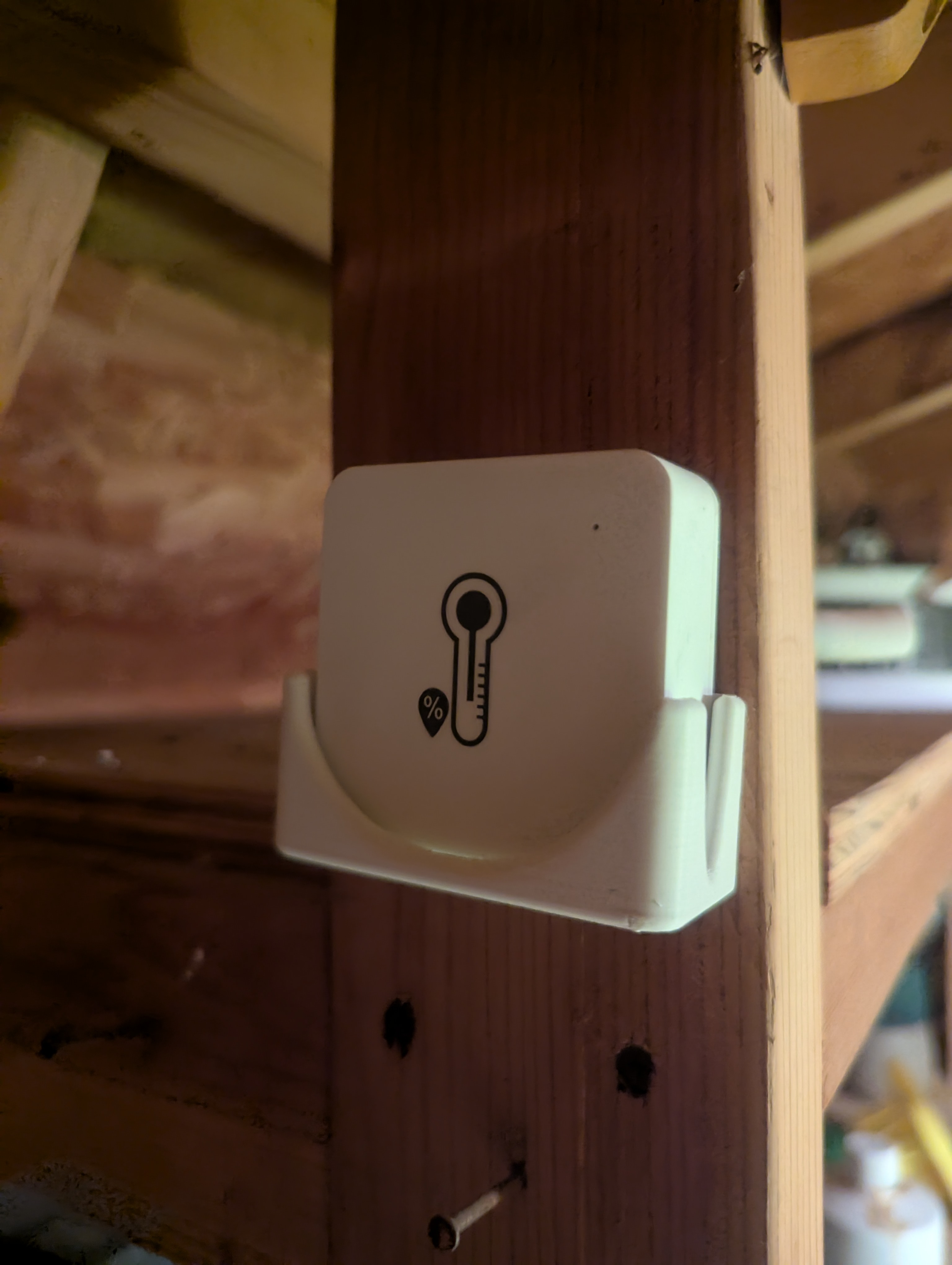 TH sensor mounted on beam